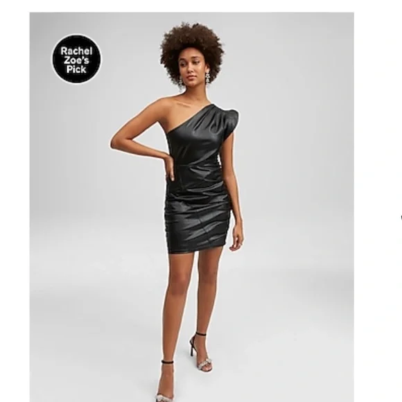 ONE SHOULDER RUCHED MINI DRESS